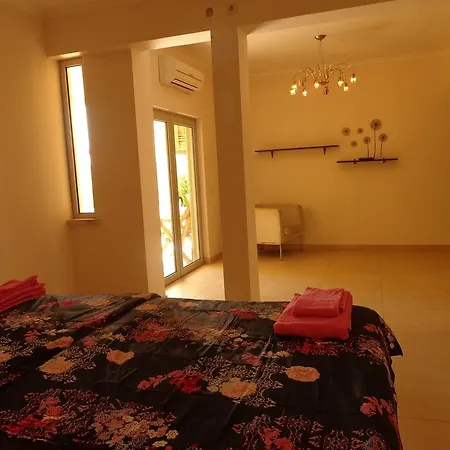 Bamboo Villa *